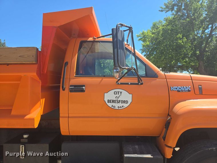 image for item ER5450 1990 Chevrolet C70 dump truck