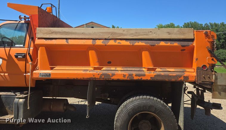 image for item ER5450 1990 Chevrolet C70 dump truck