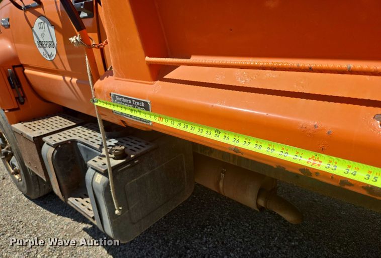 image for item ER5450 1990 Chevrolet C70 dump truck