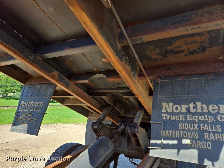 image for item ER5450 1990 Chevrolet C70 dump truck