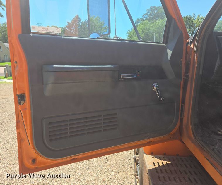 image for item ER5450 1990 Chevrolet C70 dump truck