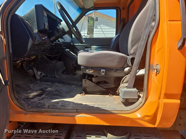 image for item ER5450 1990 Chevrolet C70 dump truck