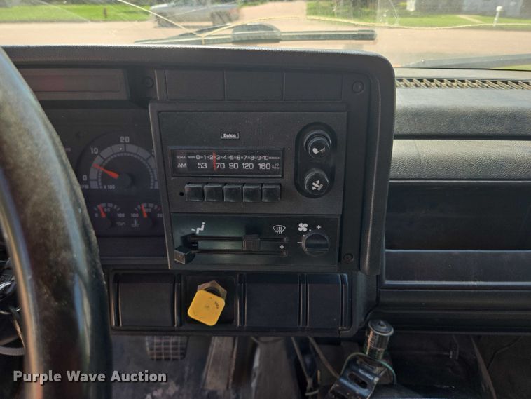 image for item ER5450 1990 Chevrolet C70 dump truck