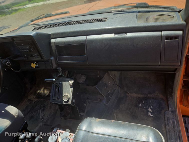 image for item ER5450 1990 Chevrolet C70 dump truck