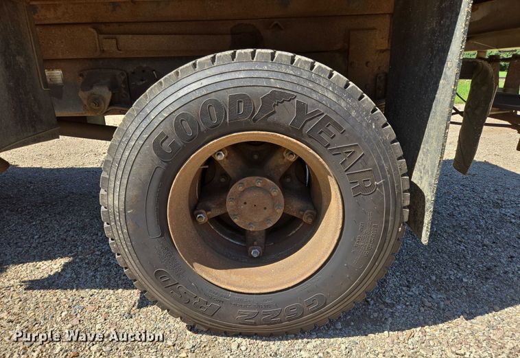 image for item ER5450 1990 Chevrolet C70 dump truck