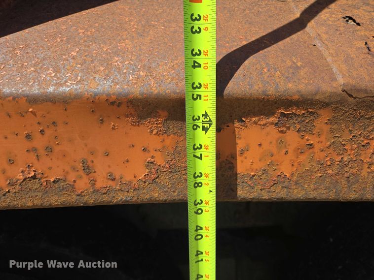 image for item ER5451 1985 Ford LT8000 dump truck