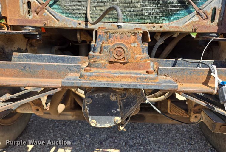 image for item ER5451 1985 Ford LT8000 dump truck