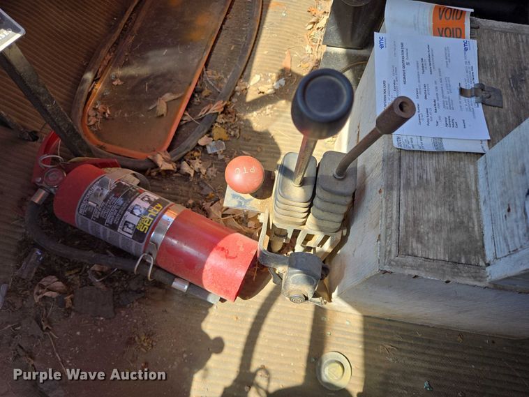 image for item ER5451 1985 Ford LT8000 dump truck