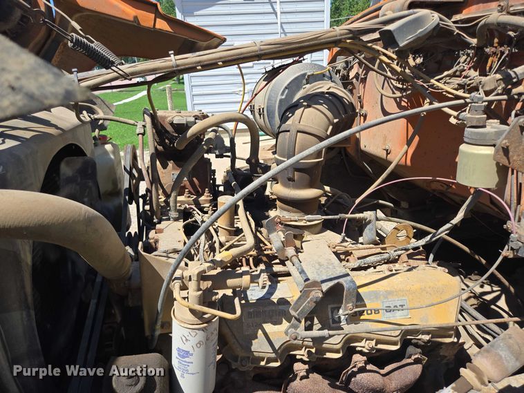 image for item ER5451 1985 Ford LT8000 dump truck