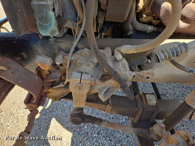 image for item ER5451 1985 Ford LT8000 dump truck