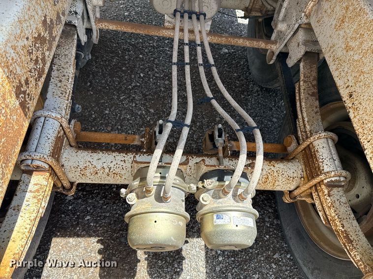 image for item HI9291 2016 Armor Lite SBD-40 bottom dump trailer