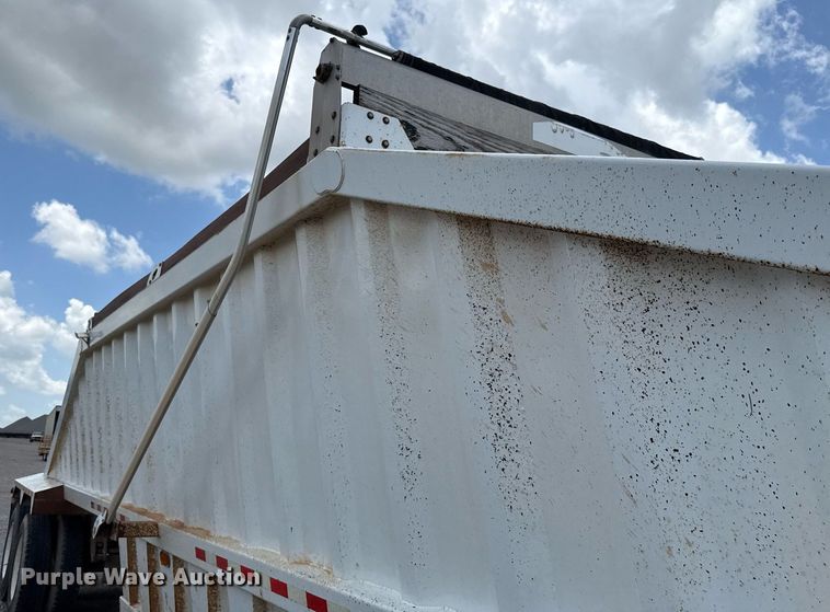 image for item HI9292 2016 Armor Lite SBD-40 bottom dump trailer