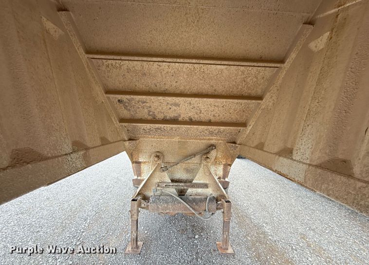 image for item HI9292 2016 Armor Lite SBD-40 bottom dump trailer