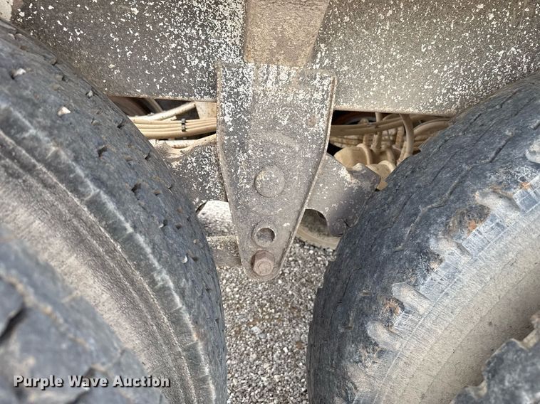 image for item HI9292 2016 Armor Lite SBD-40 bottom dump trailer