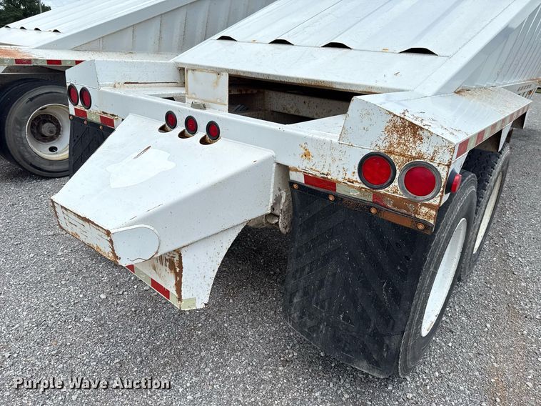 image for item HI9292 2016 Armor Lite SBD-40 bottom dump trailer