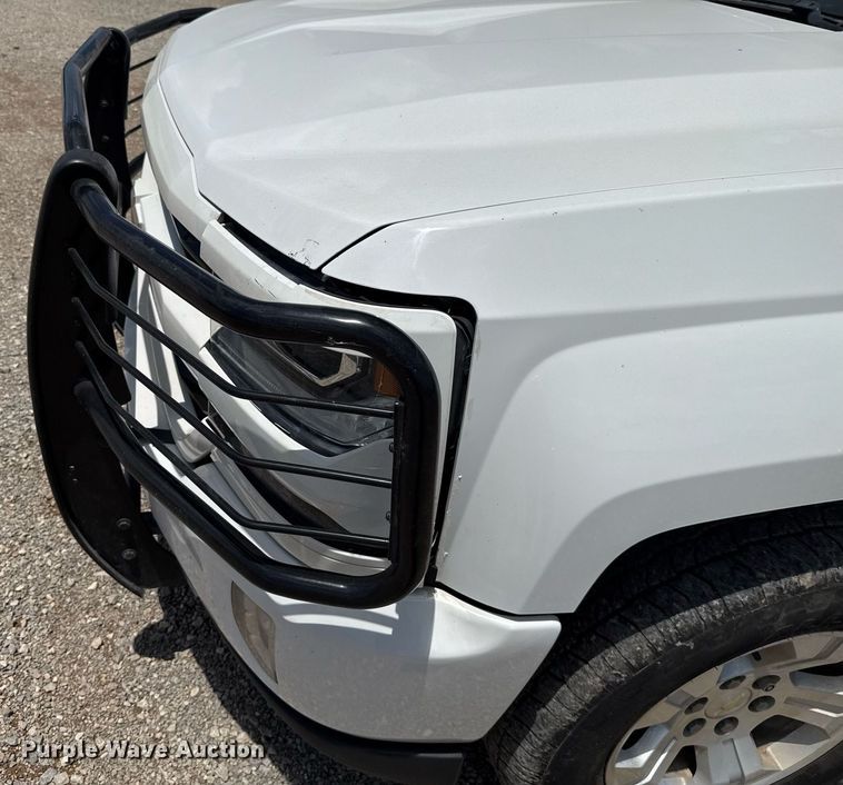 image for item HI9293 2018 Chevrolet Silverado 1500 Crew Cab pickup truck