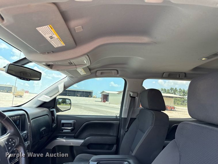 image for item HI9293 2018 Chevrolet Silverado 1500 Crew Cab pickup truck