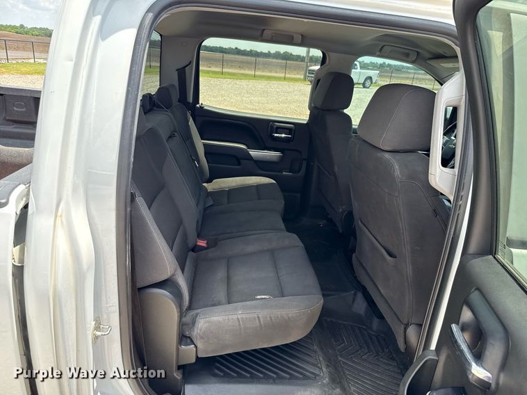 image for item HI9293 2018 Chevrolet Silverado 1500 Crew Cab pickup truck