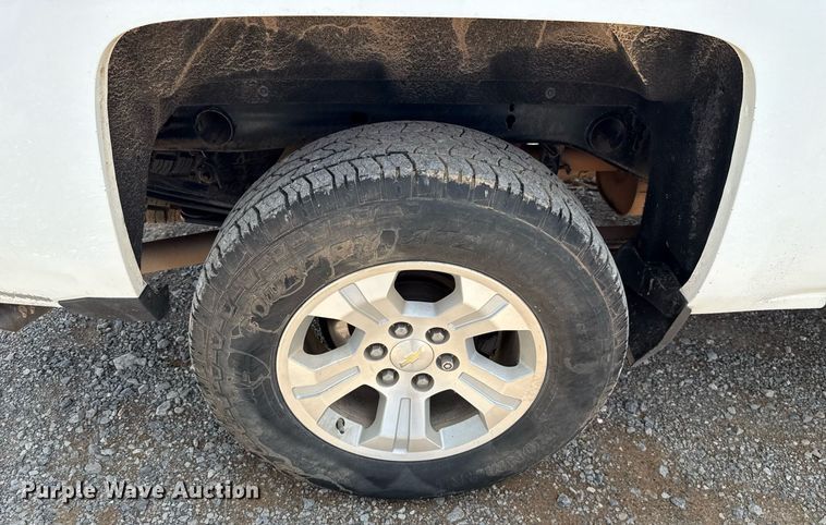 image for item HI9293 2018 Chevrolet Silverado 1500 Crew Cab pickup truck