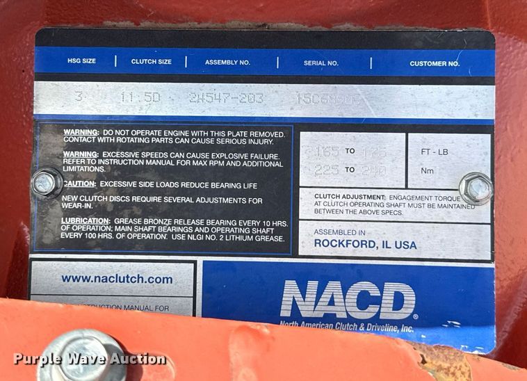 image for item HI9306 2016 Morbark Beever M18R wood chipper