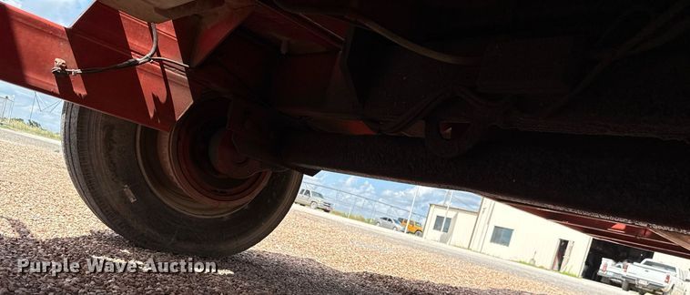 image for item HI9306 2016 Morbark Beever M18R wood chipper