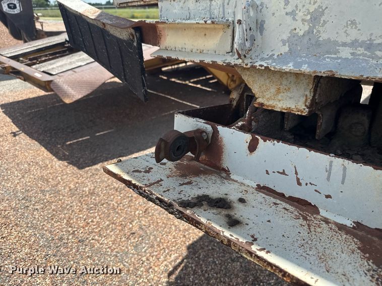 image for item HI9309 1984 Lufkin TD31 30/27 end dump trailer