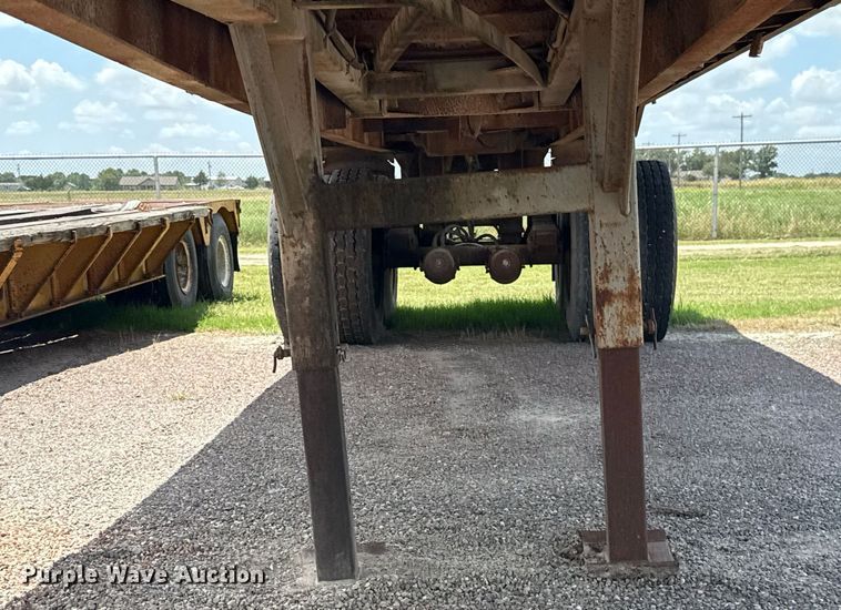image for item HI9309 1984 Lufkin TD31 30/27 end dump trailer
