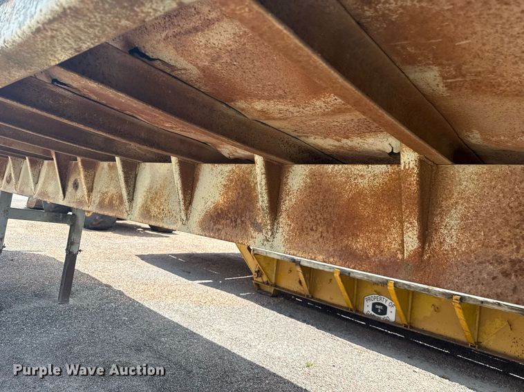 image for item HI9309 1984 Lufkin TD31 30/27 end dump trailer
