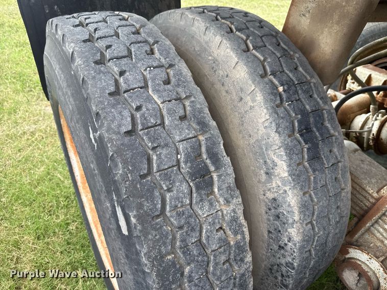 image for item HI9309 1984 Lufkin TD31 30/27 end dump trailer