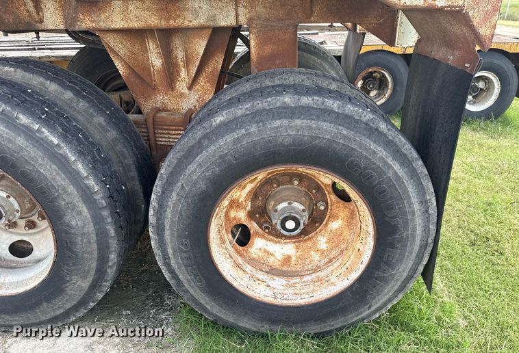 image for item HI9309 1984 Lufkin TD31 30/27 end dump trailer