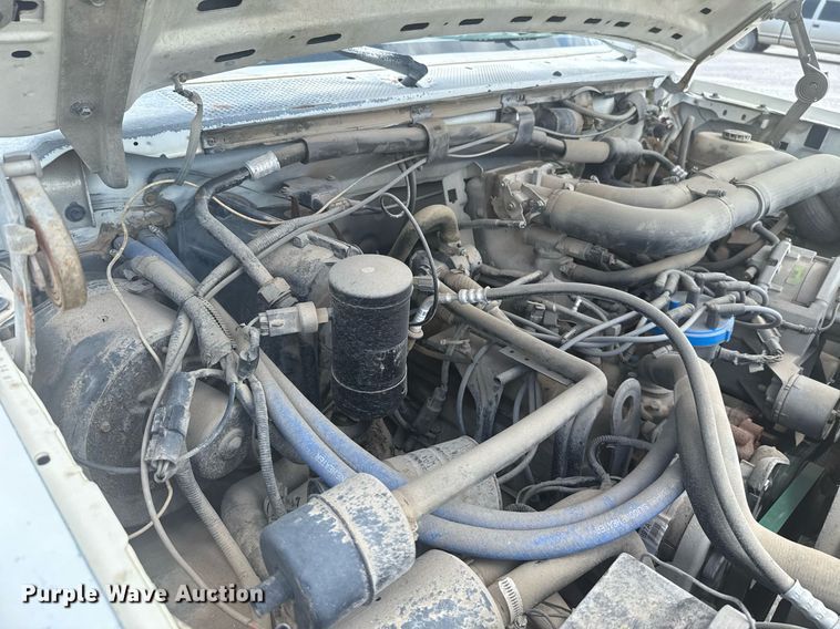 image for item HI9310 1990 Ford F450 Super Duty flatbed truck