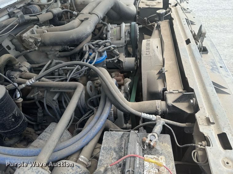 image for item HI9310 1990 Ford F450 Super Duty flatbed truck