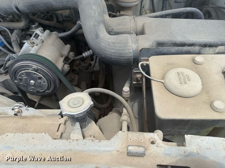 image for item HI9310 1990 Ford F450 Super Duty flatbed truck