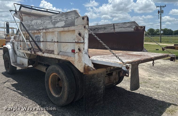 image for item HI9311 1986 Chevrolet C70 dump truck