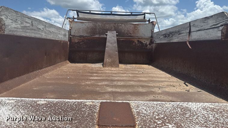 image for item HI9311 1986 Chevrolet C70 dump truck