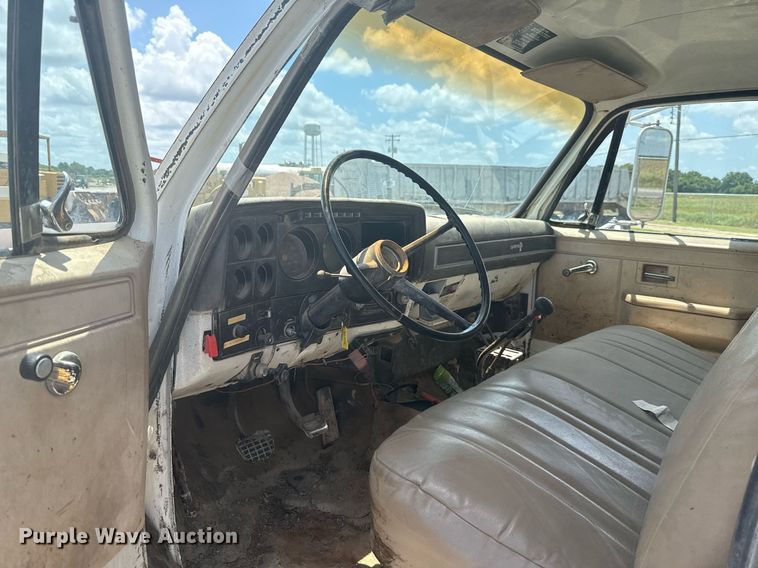 image for item HI9311 1986 Chevrolet C70 dump truck