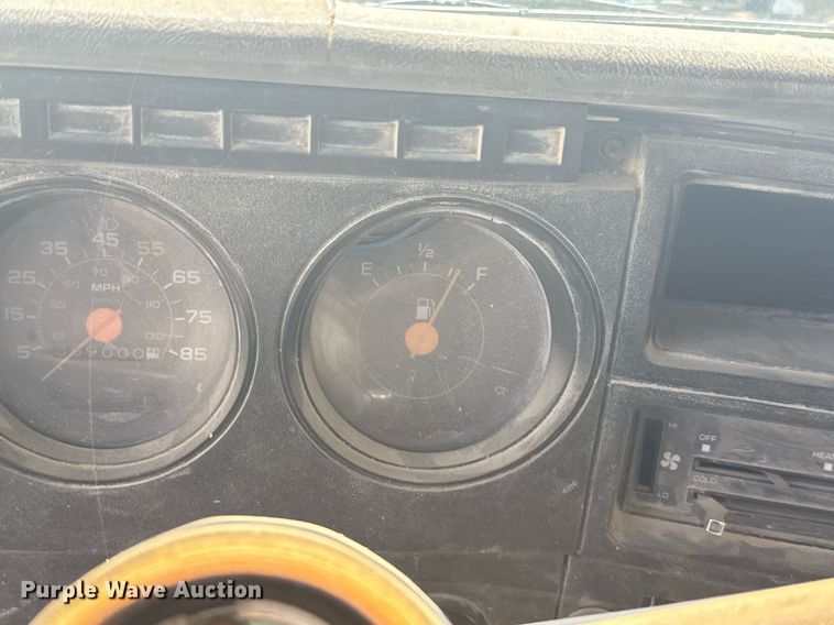 image for item HI9311 1986 Chevrolet C70 dump truck