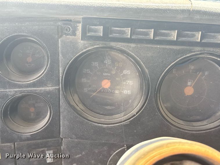 image for item HI9311 1986 Chevrolet C70 dump truck