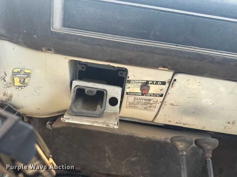 image for item HI9311 1986 Chevrolet C70 dump truck