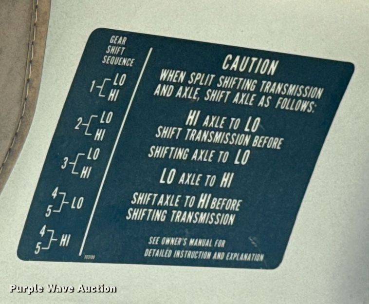 image for item HI9311 1986 Chevrolet C70 dump truck