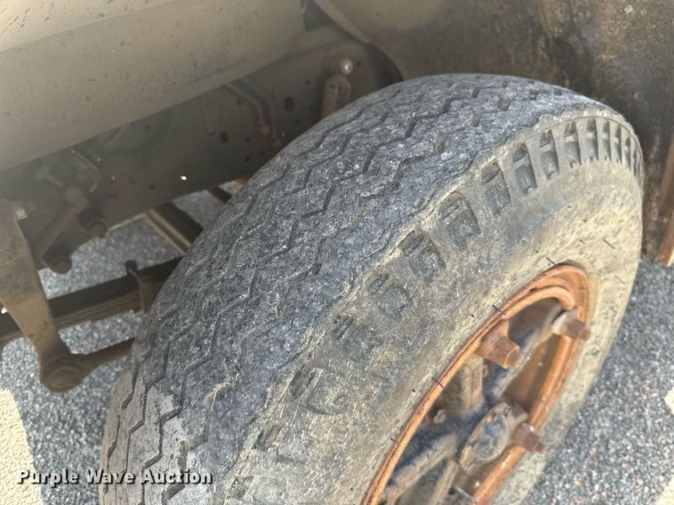 image for item HI9311 1986 Chevrolet C70 dump truck