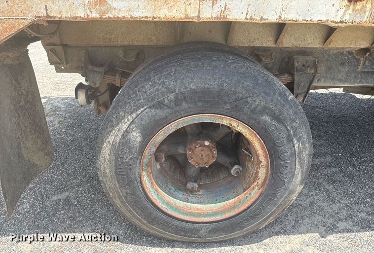 image for item HI9311 1986 Chevrolet C70 dump truck