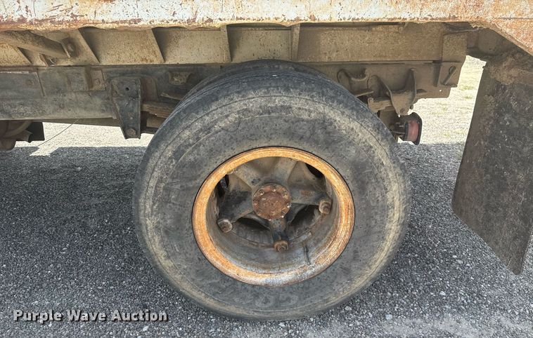 image for item HI9311 1986 Chevrolet C70 dump truck