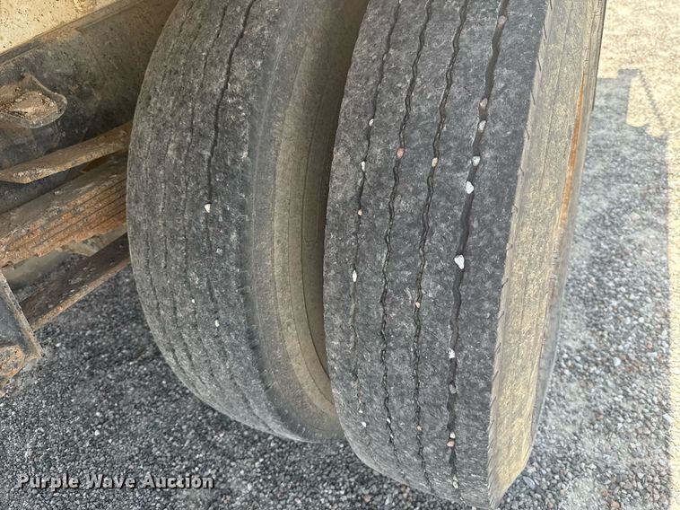 image for item HI9311 1986 Chevrolet C70 dump truck