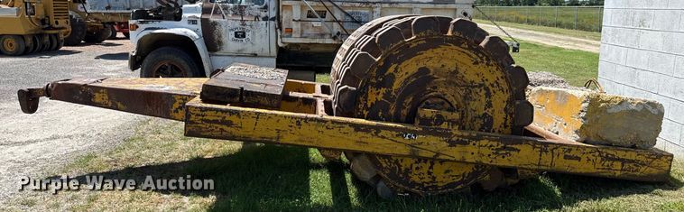 image for item HI9312 Hyster combination double drum roller