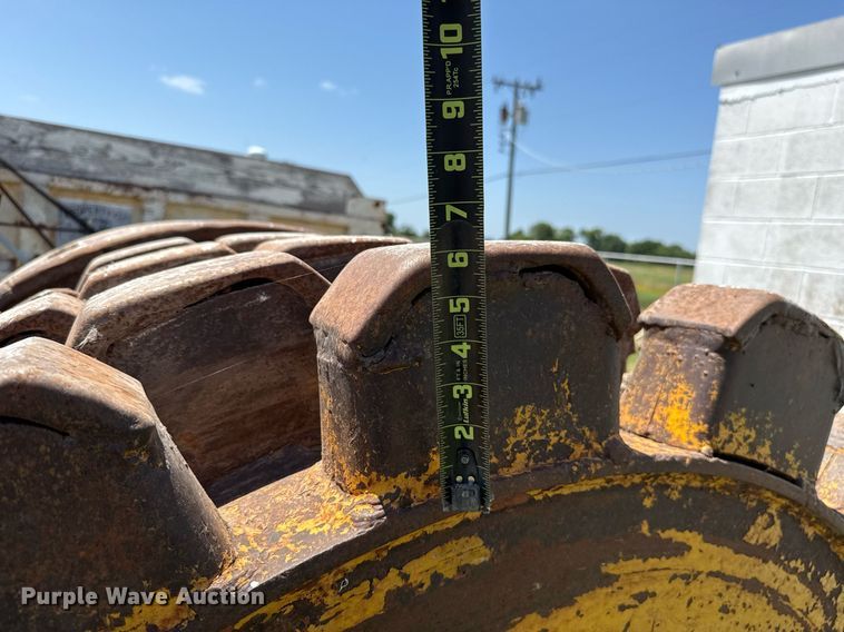 image for item HI9312 Hyster combination double drum roller