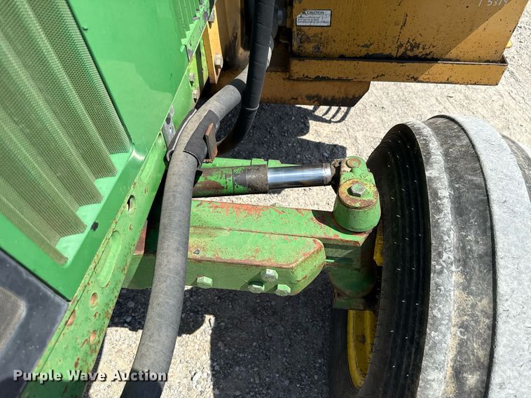 image for item HI9315 2001 John Deere 6405 tractor