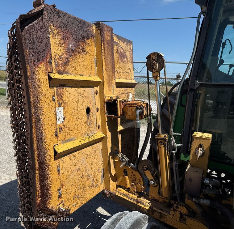 image for item HI9315 2001 John Deere 6405 tractor