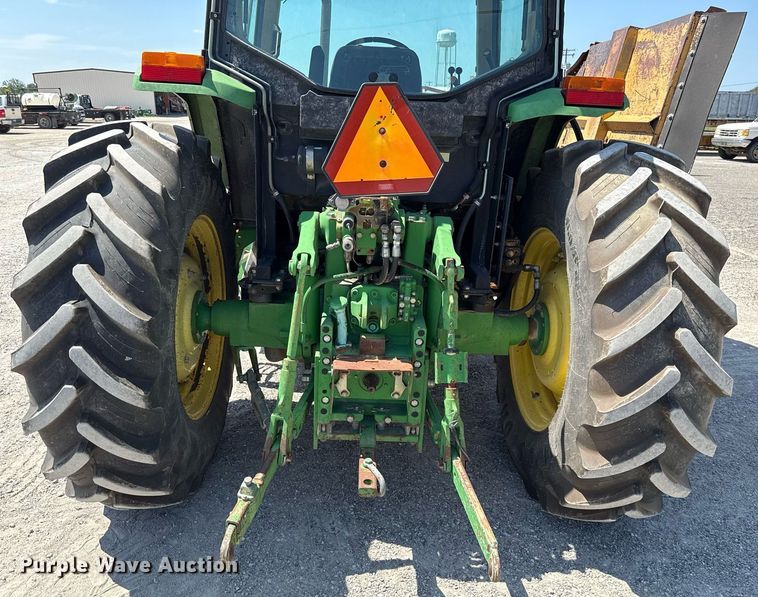 image for item HI9315 2001 John Deere 6405 tractor