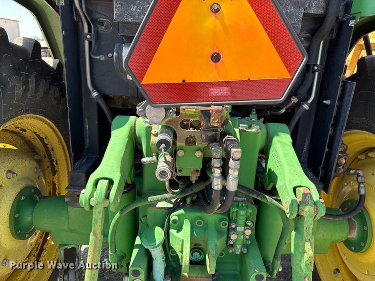 image for item HI9315 2001 John Deere 6405 tractor